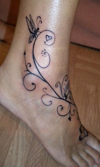 tatoo cheville pied fleur
