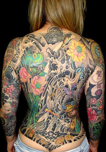 tatoo dos complet femme