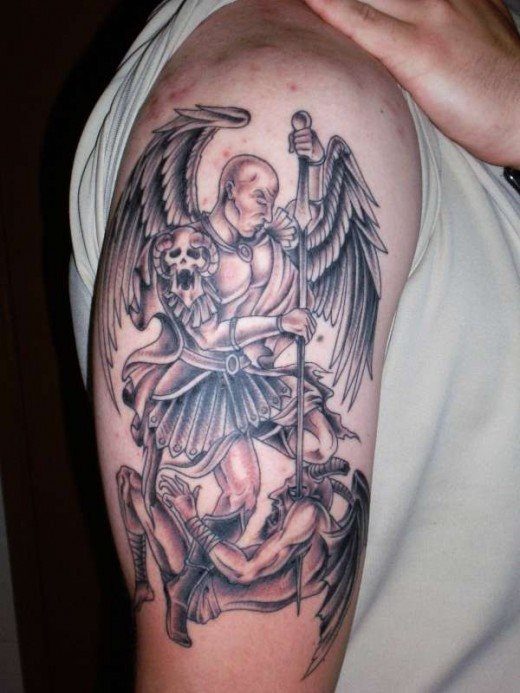 tatouage ange contre démon