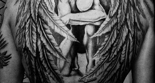 tatouage ange homme dos