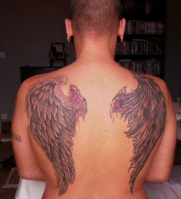 tatouage ange mi démon