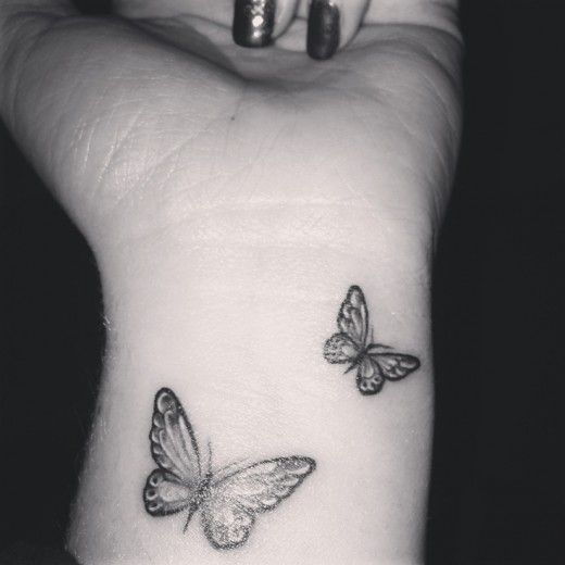 tatouage ange papillon