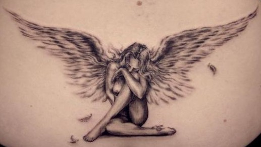 tatouage ange rigolo