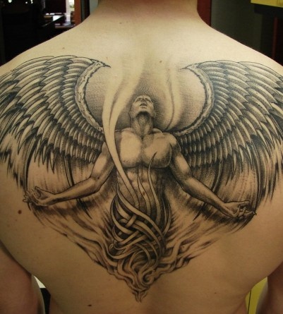 tatouage ange sur le dos