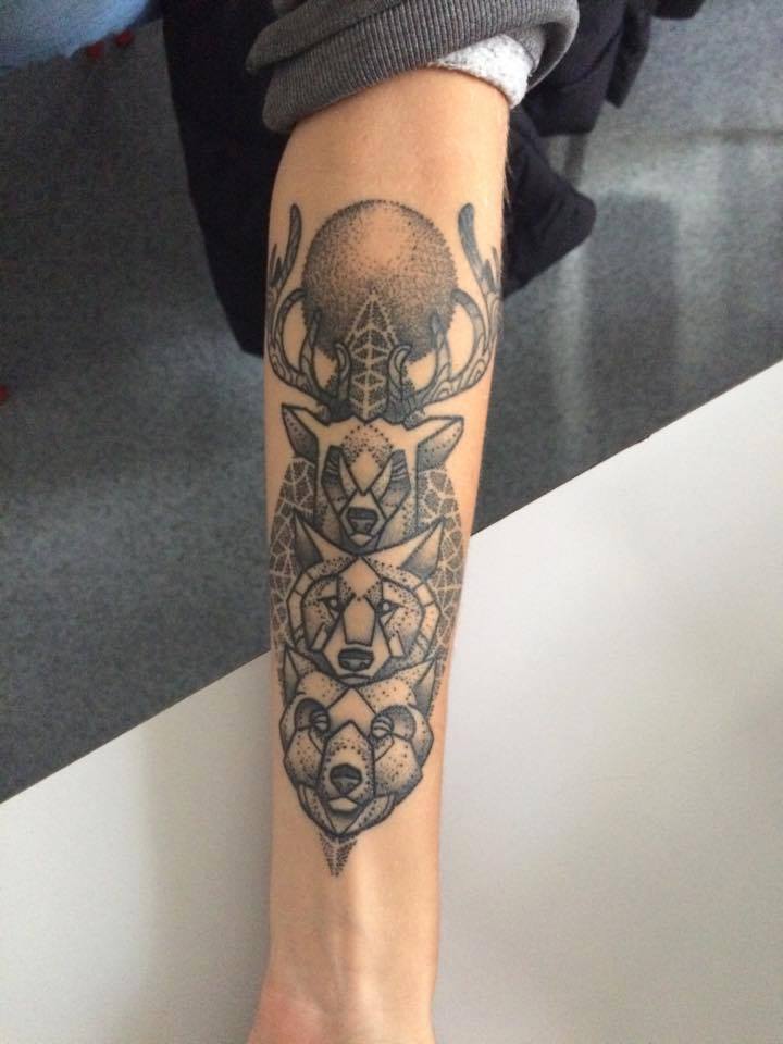 tatouage animaux avant bras