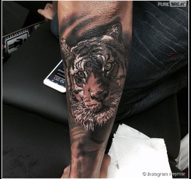tatouage animaux bras