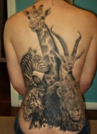 tatouage animaux dos