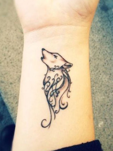 tatouage animaux femme