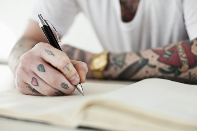 tatouage avant bras boulot