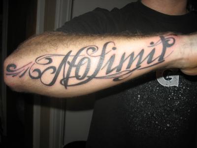 tatouage avant bras droit