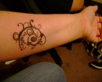 tatouage avant bras extérieur