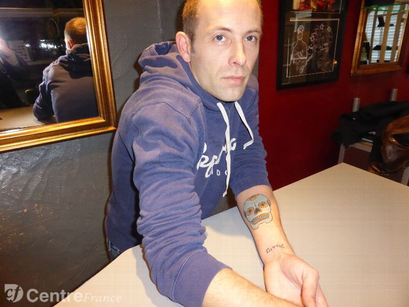 tatouage avant bras gendarmerie