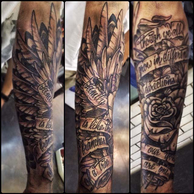 tatouage avant bras lion