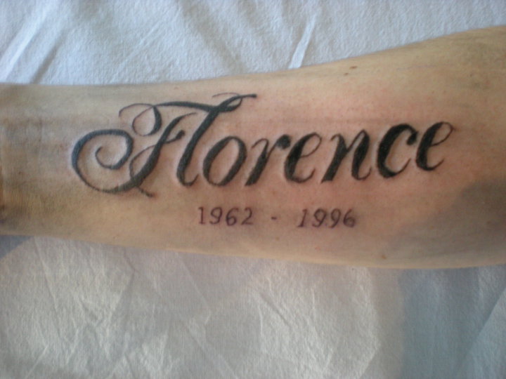 tatouage avant bras maman