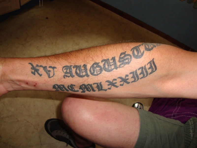 tatouage avant bras romain