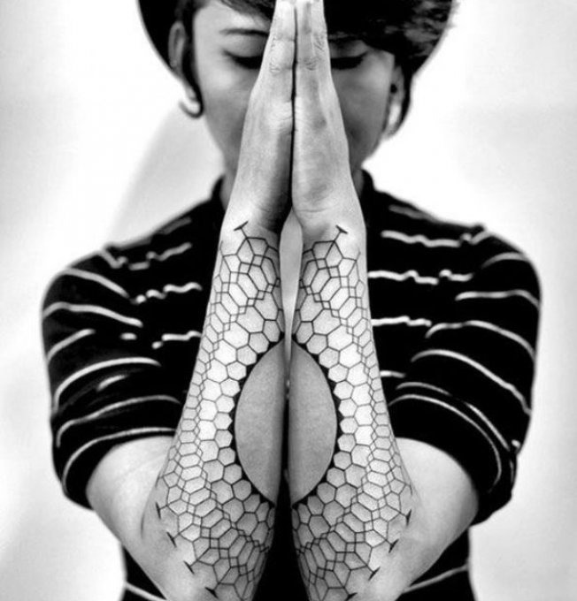 tatouage avant bras soin