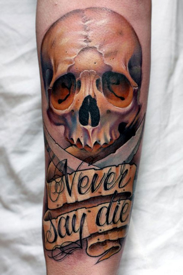 tatouage avant bras tête de mort