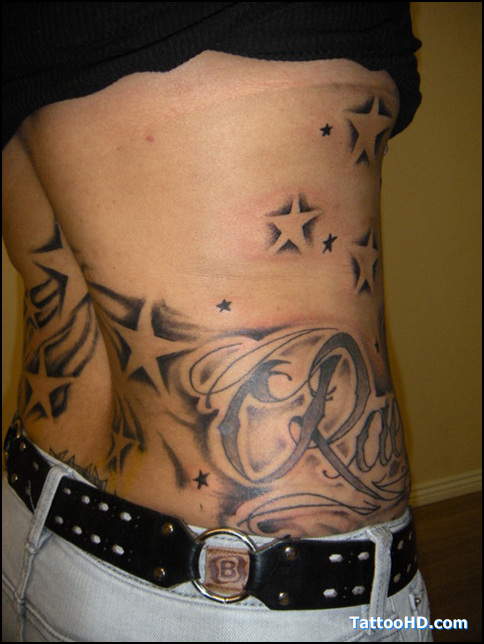tatouage bas du dos femme étoile