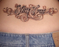 tatouage bas du dos femme péridurale