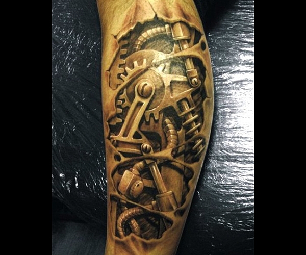tatouage biomecanique futuriste