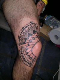 Tatouage biomecanique genoux