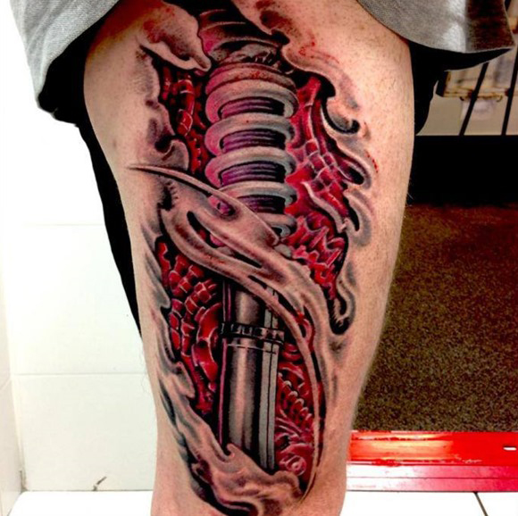 tatouage biomecanique homme