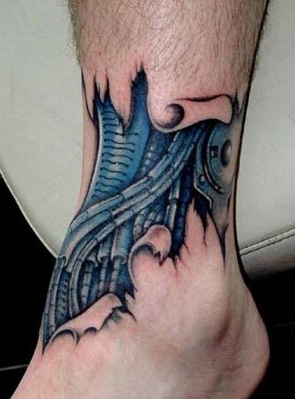 tatouage biomecanique pied