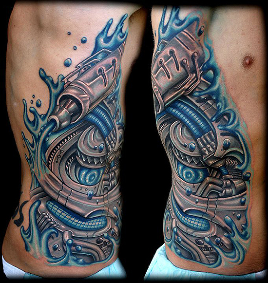 tatouage biomecanique piston