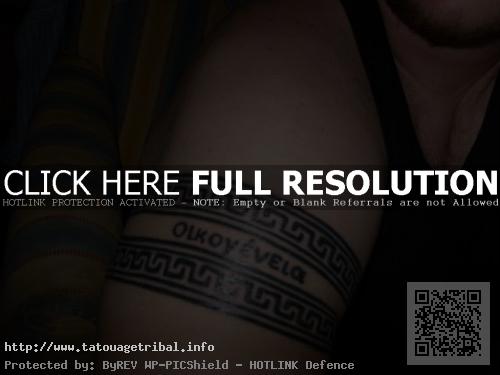 tatouage bracelet bras femme