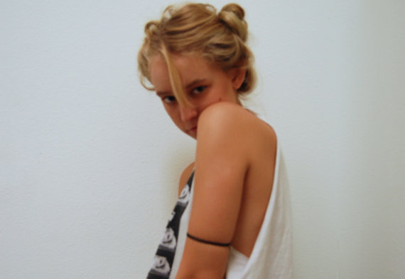 tatouage bracelet tour de bras femme