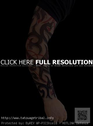 tatouage bras entier tribal