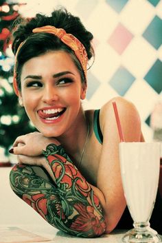 tatouage bras fille
