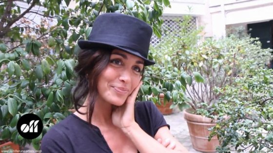 tatouage bras jennifer