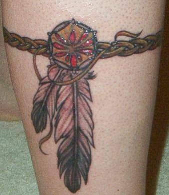 Tatouage brassard indien