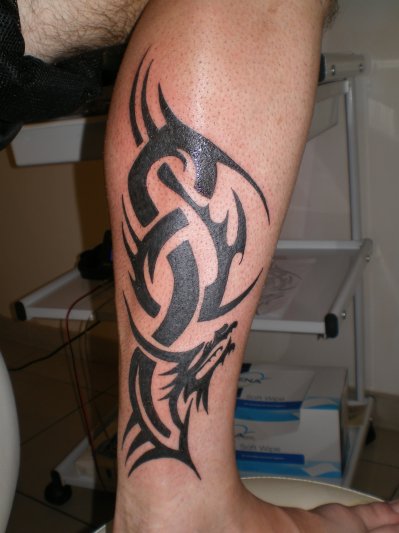 tatouage celte mollet