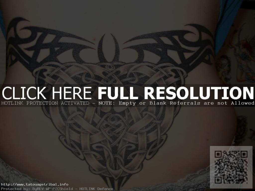 tatouage celtique bas du dos