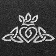 tatouage celtique claddagh
