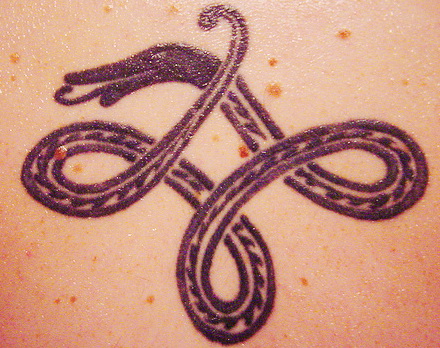 tatouage celtique du pouvoir feminin