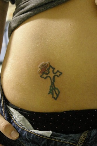 tatouage celtique feminin