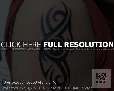tatouage celtique mollet