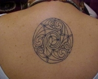 tatouage celtique poignet