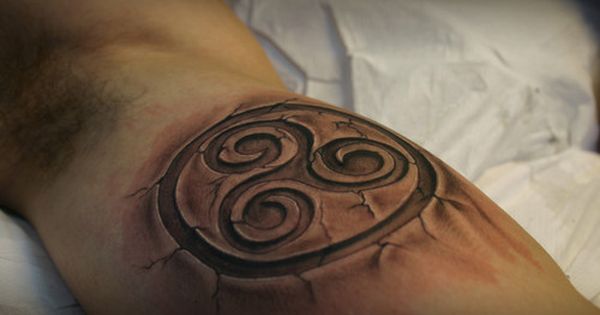 tatouage celtique triskel