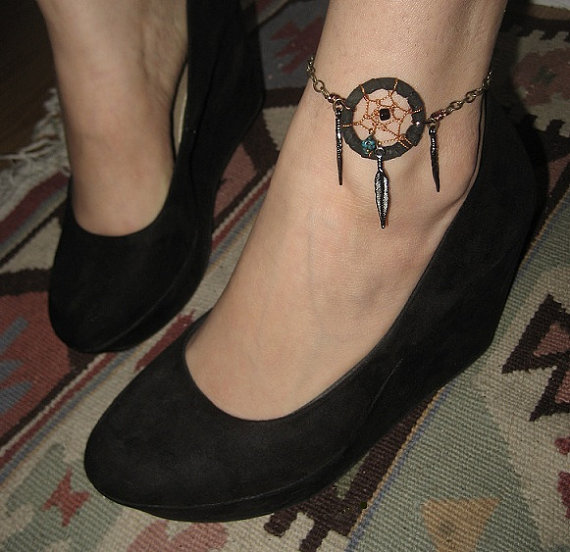 tatouage cheville bracelet plume