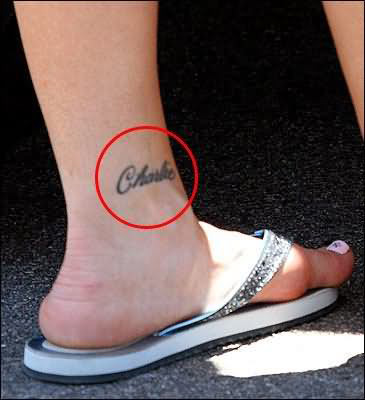 tatouage cheville femme prenom