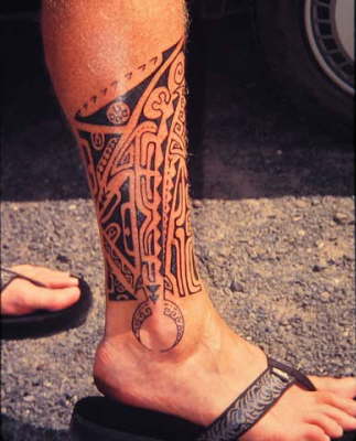 tatouage cheville homme tribal