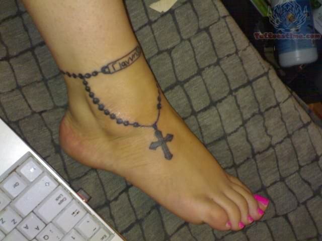 tatouage cheville pour femme