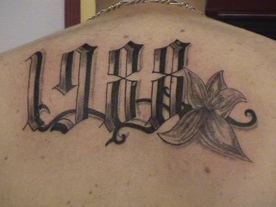 tatouage chiffre gothique