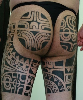 tatouage cuisses homme