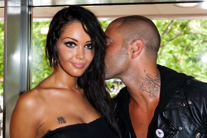 tatouage cuisses nabila