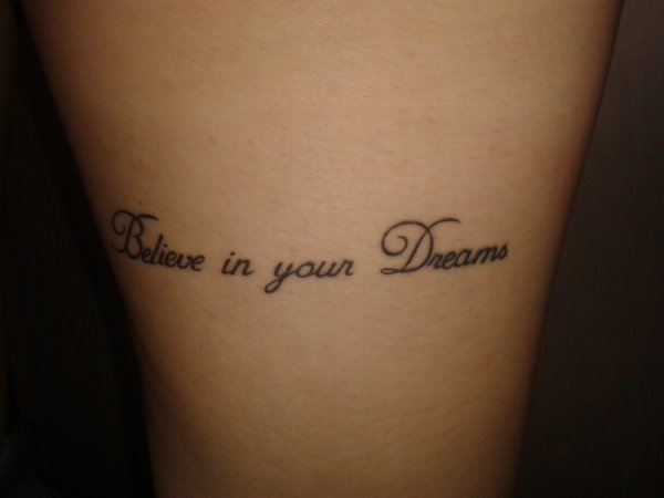 tatouage cuisses nabila